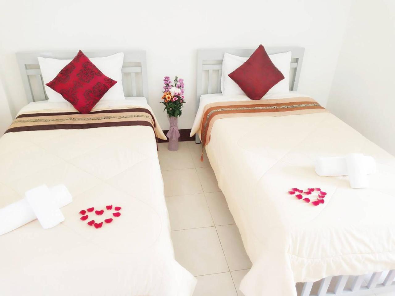 Rueangrat Hotel Ranong Exterior foto